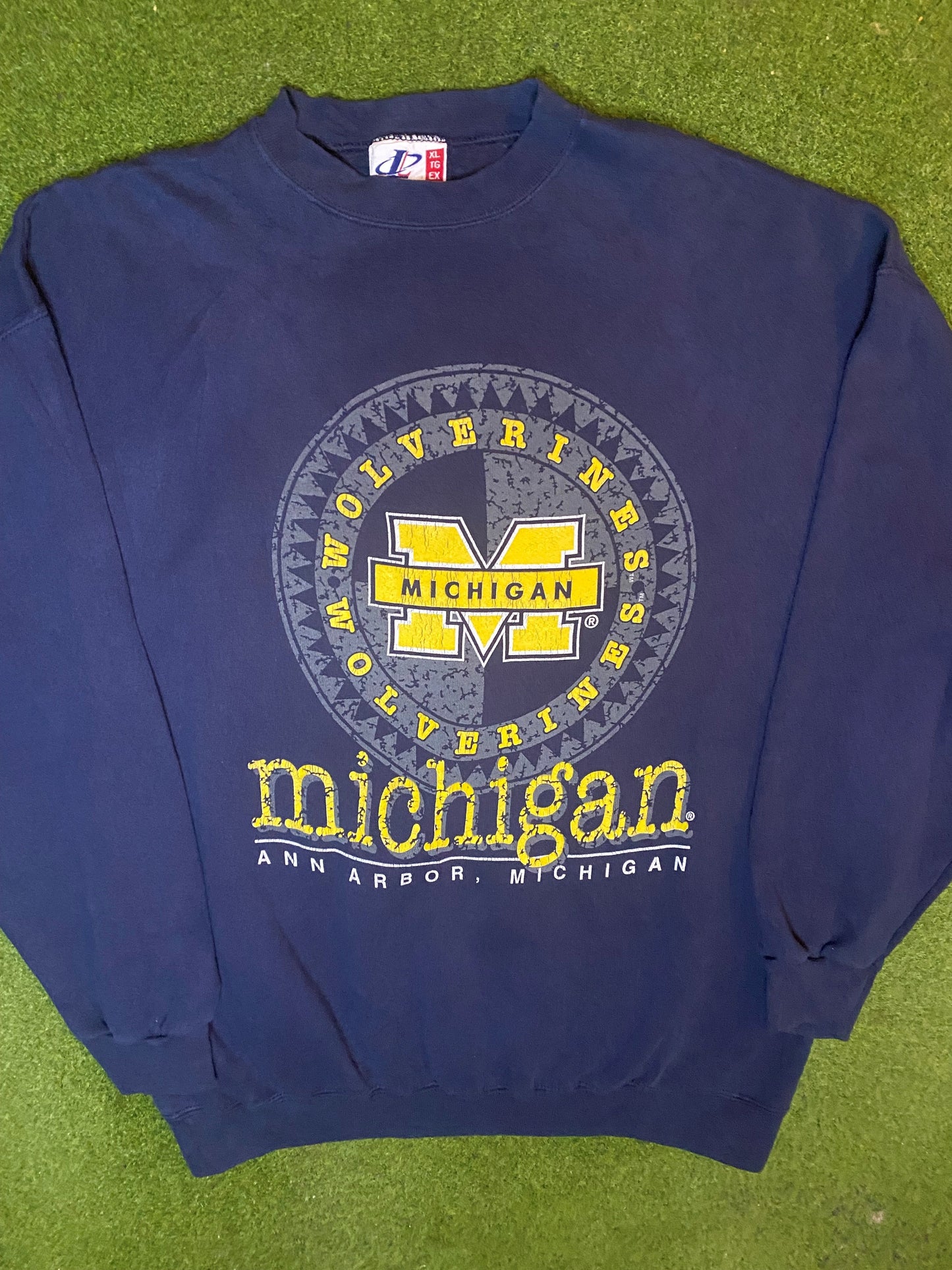 90s Michigan Wolverines - Vintage College Sweatshirt (XL) - Gametime Vintage