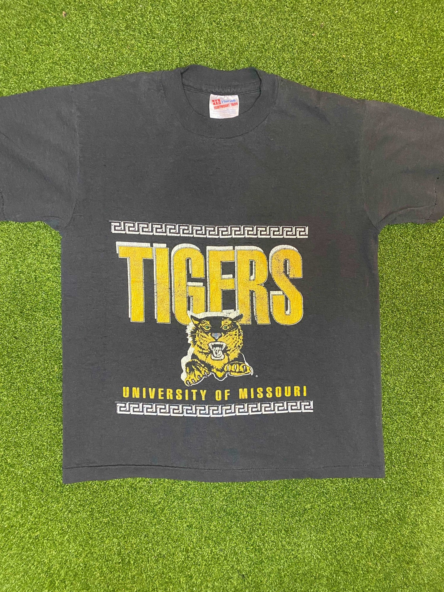 90s Missouri Tigers - Vintage College Tee Shirt (Youth Large) - Gametime Vintage
