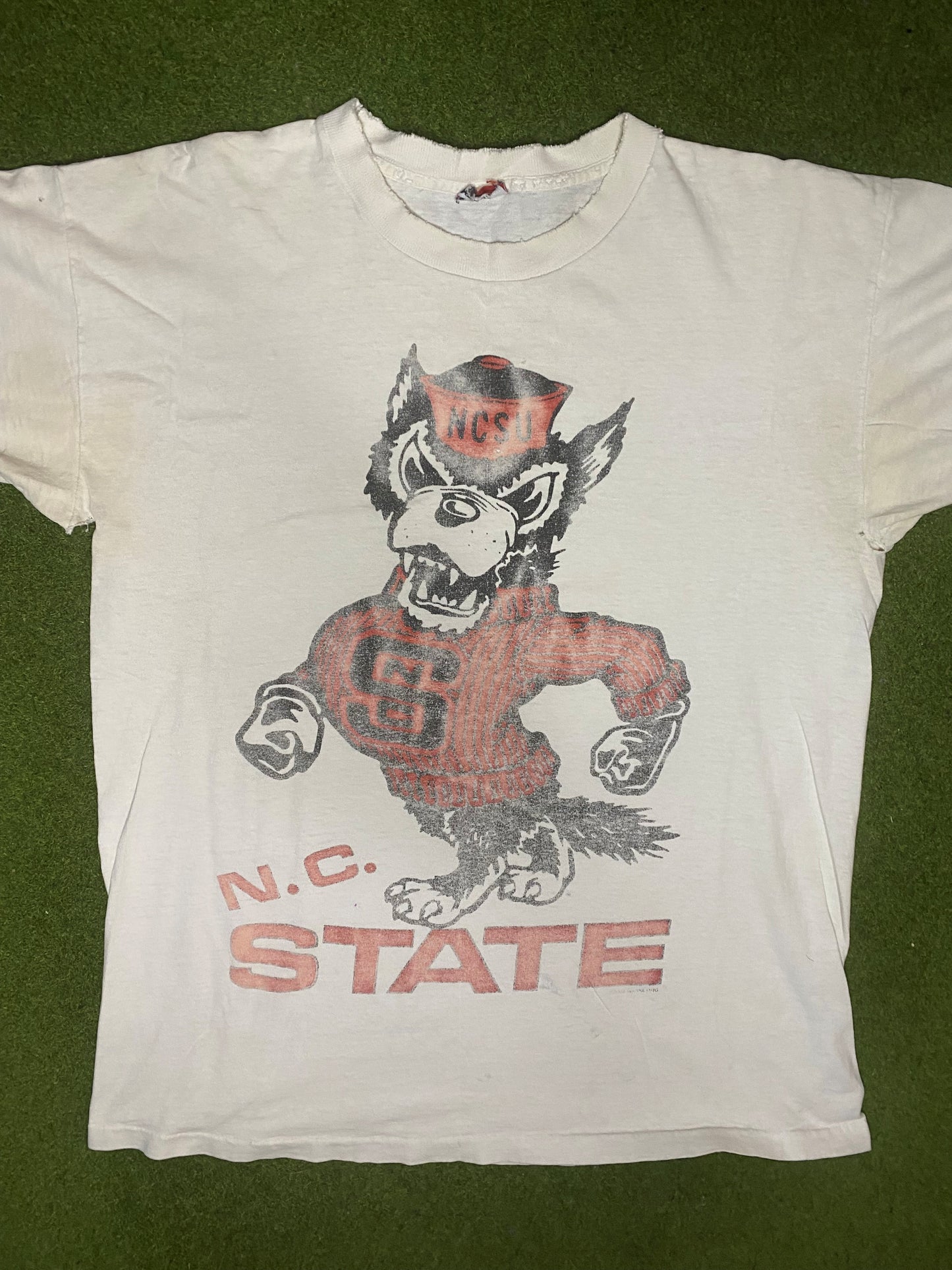 90s NC State Wolfpack - Vintage College T-Shirt (Large) - Gametime Vintage