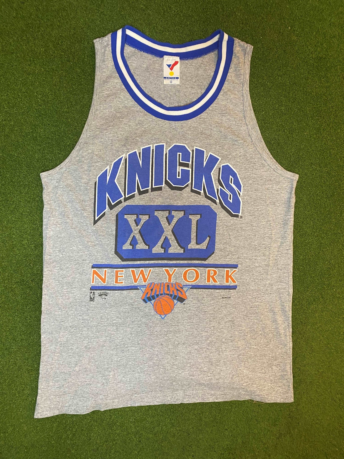 90s New York Knicks - Vintage NBA Tank (Medium) - Gametime Vintage