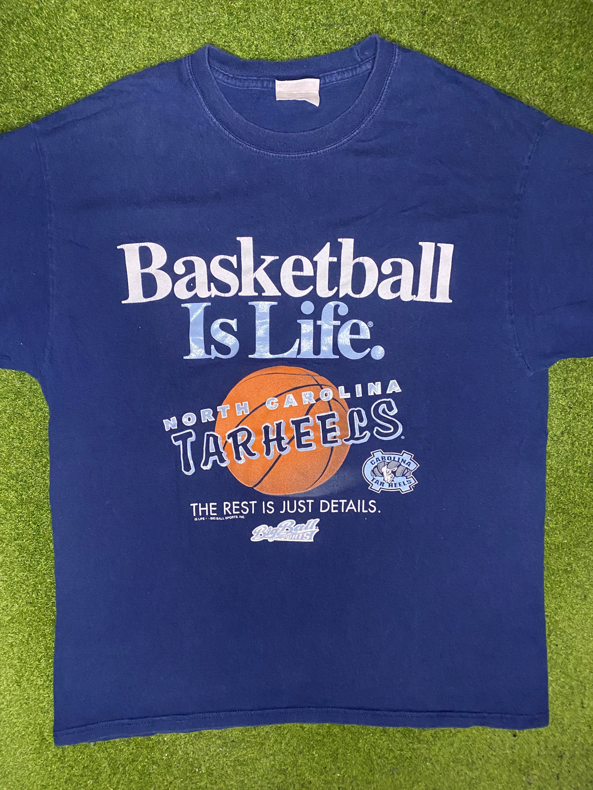 90s North Carolina Tar Heels - Basketball Is Life - Vintage College T Shirt (Medium) - Gametime Vintage