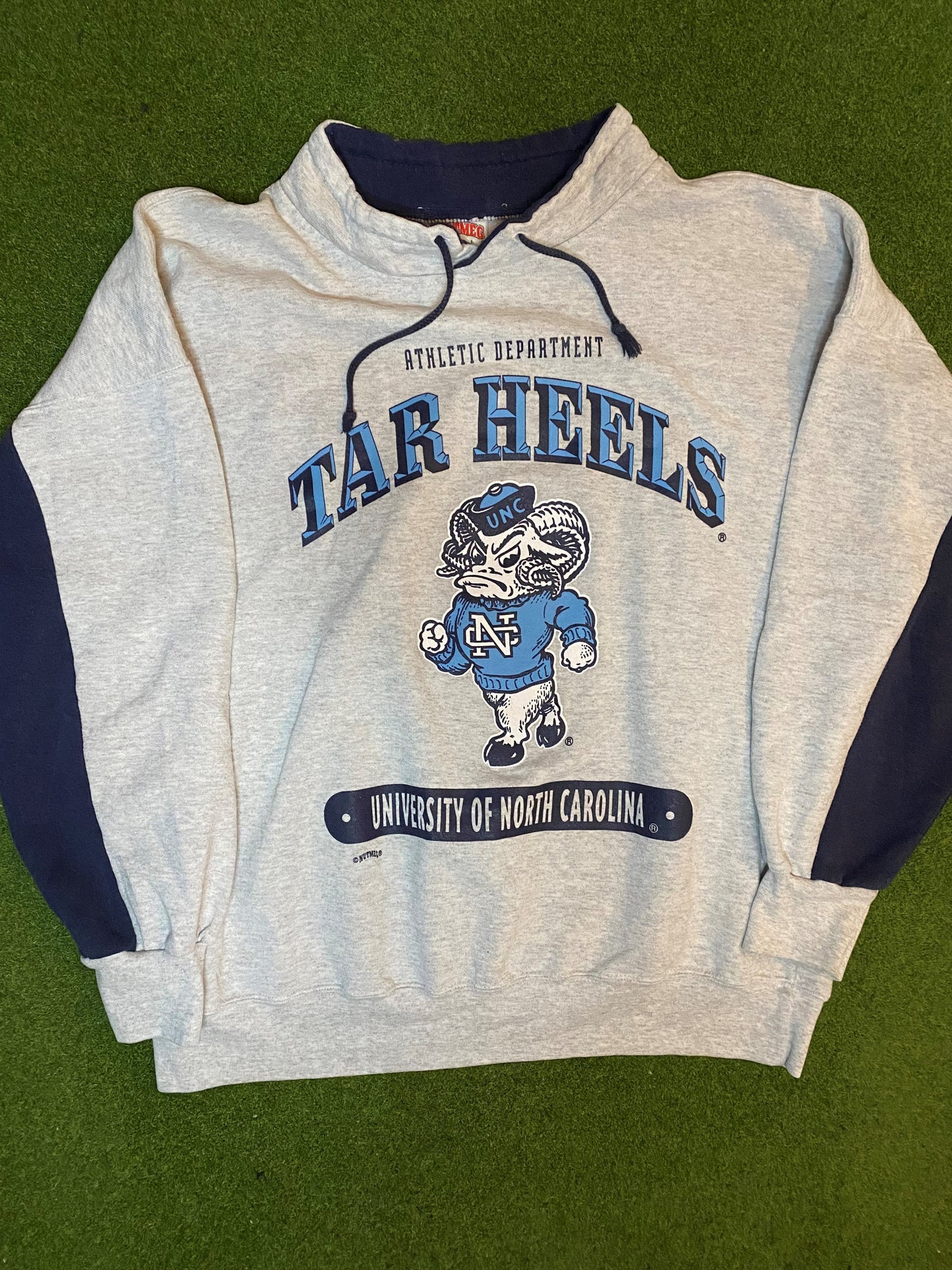 90s UNC Tar Heels - Vintage University Sweatshirt (XL) - Gametime Vintage