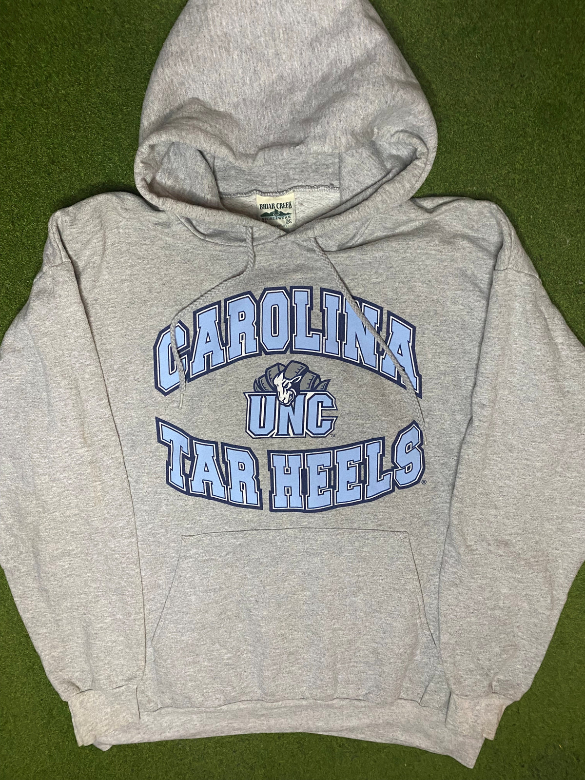 90s North Carolina Tar Heels - Vintage College Hoodie (Large) - Gametime Vintage