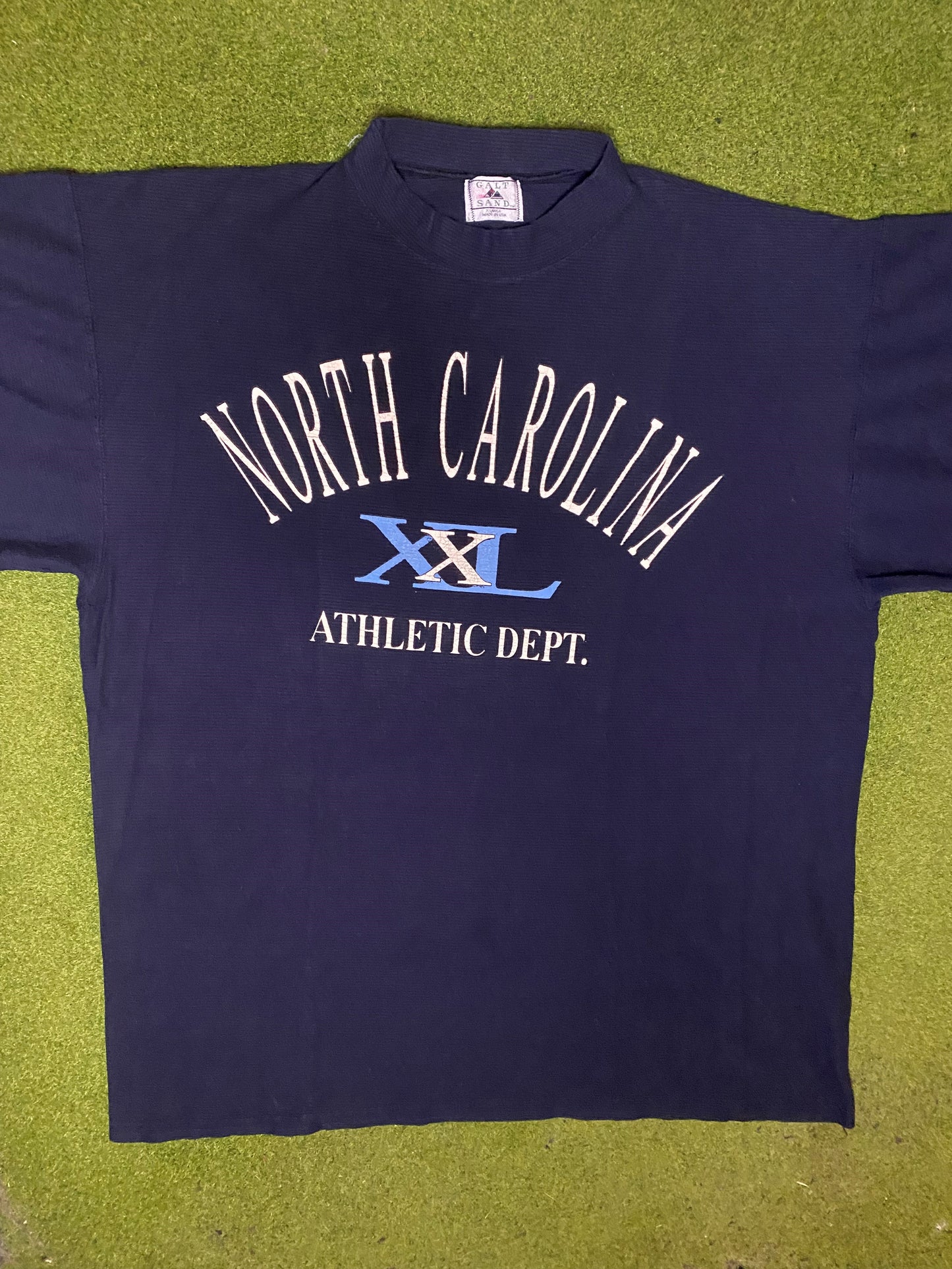 90s North Carolina Tar Heels - Vintage College T-Shirt (XL) - Gametime Vintage
