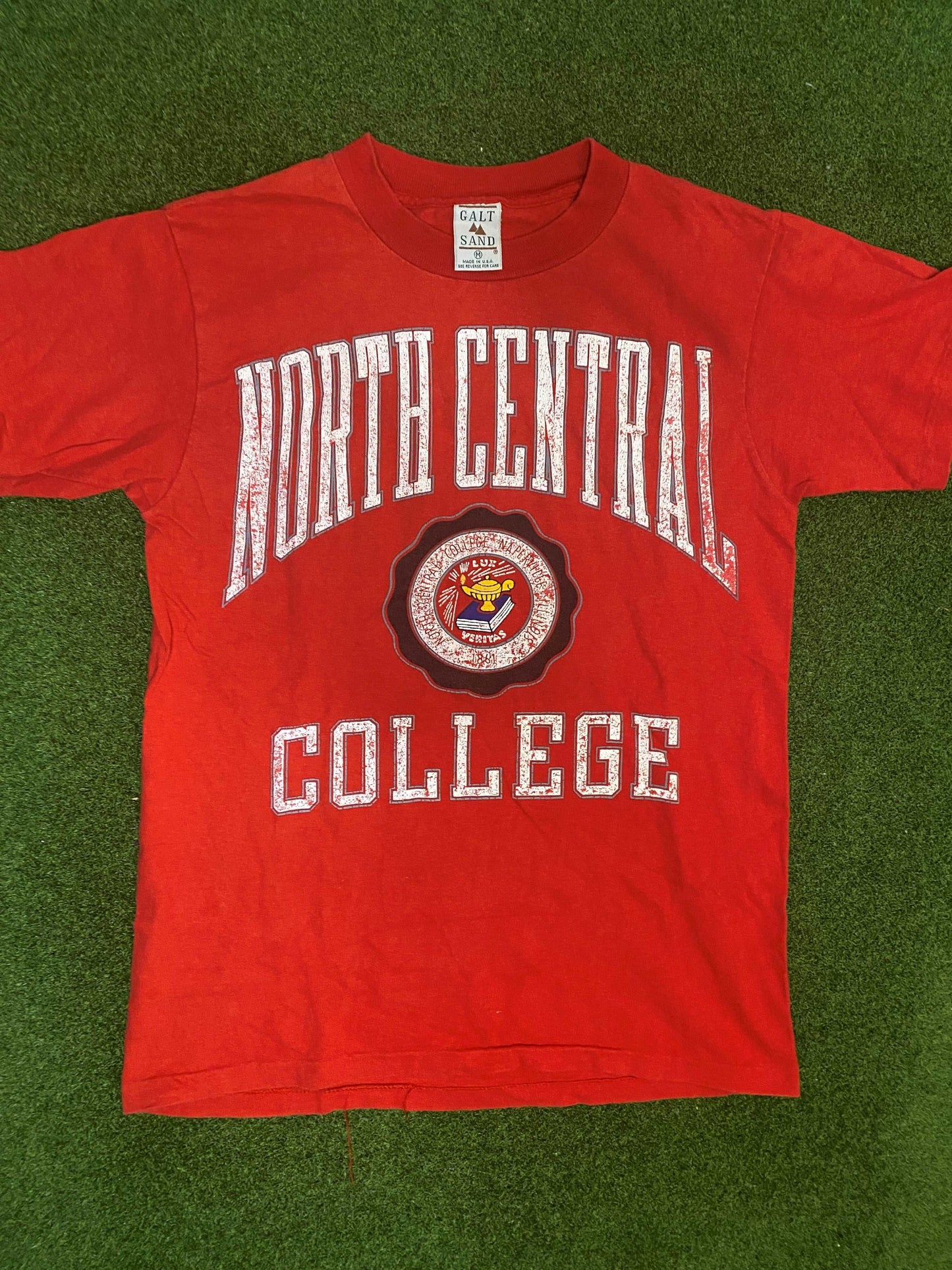 90s North Central Cardinals - Vintage University Shirt (Medium) - Gametime Vintage
