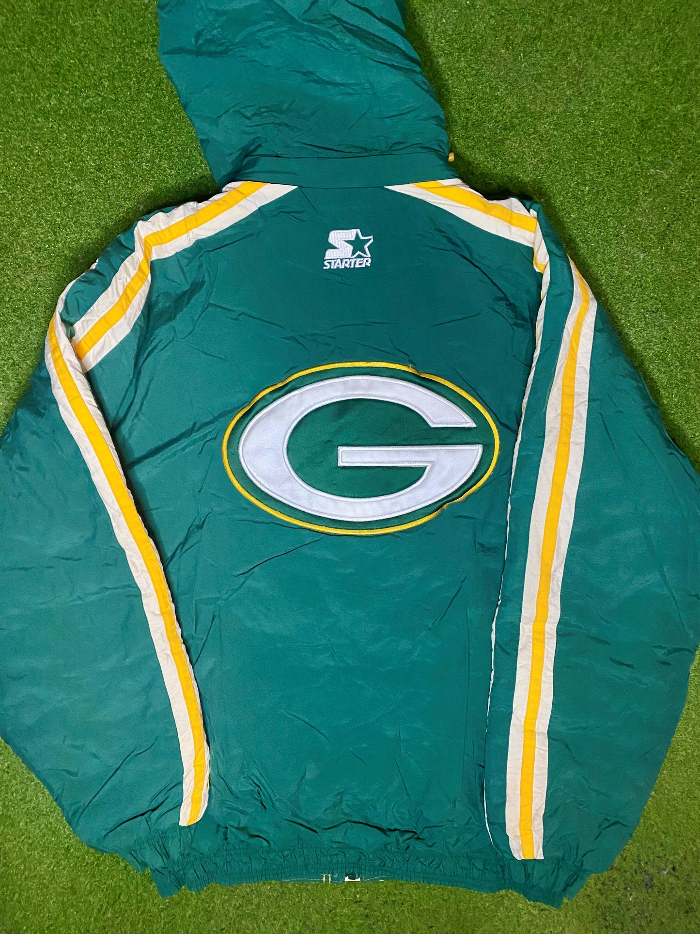 90s Green Bay Packers - Vintage NFL Winter Jacket (Medium)