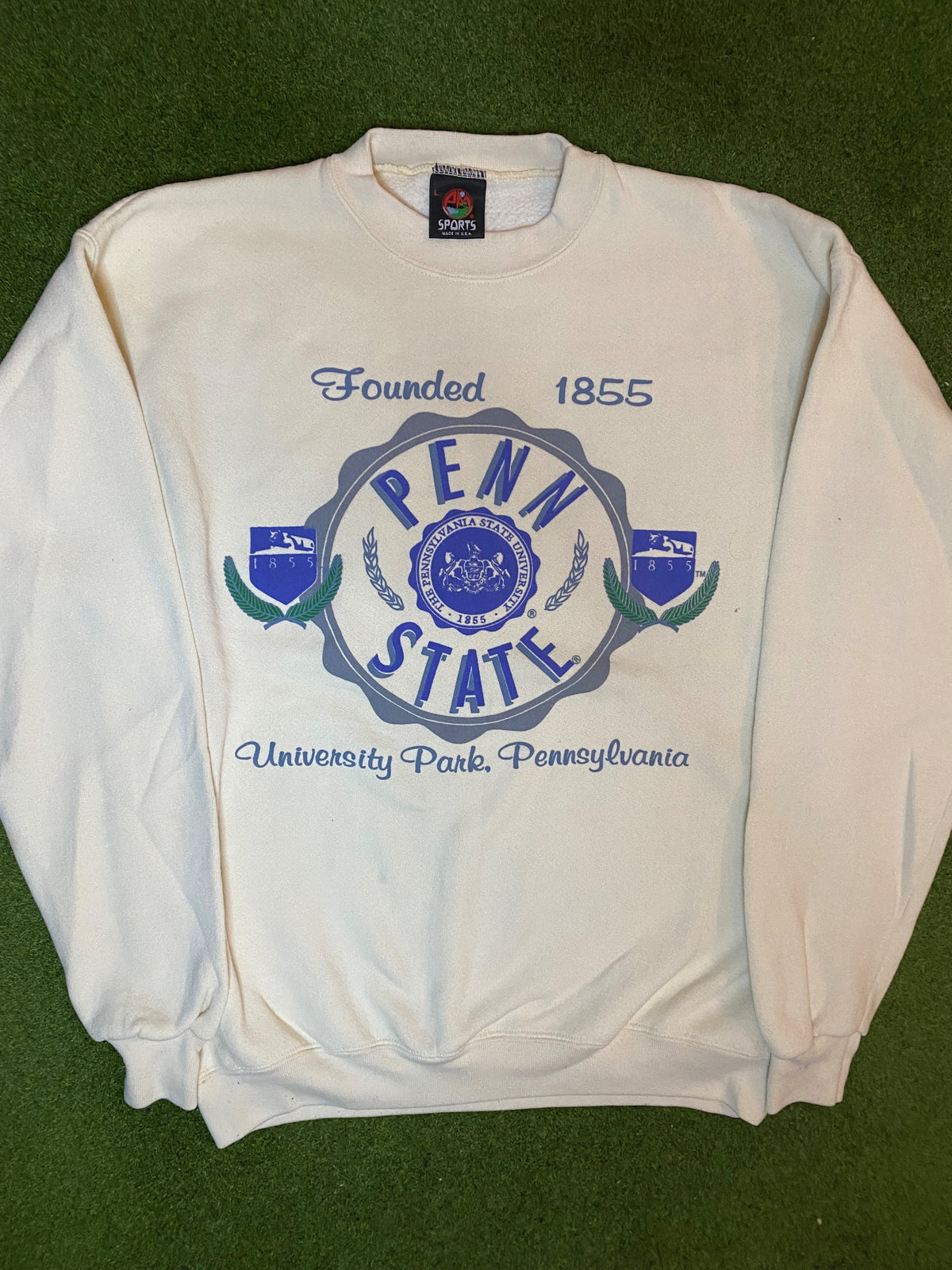 90s Penn State Nittany Lions - Vintage University Sweatshirt (Large) - Gametime Vintage