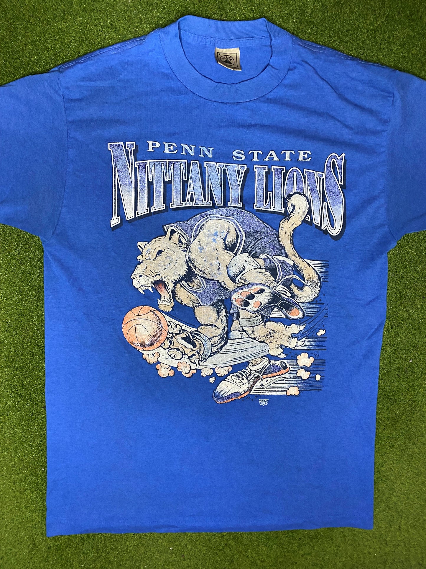 90s Penn State Nittany Lions - Vintage College Basketball T-Shirt (Large) - Gametime Vintage