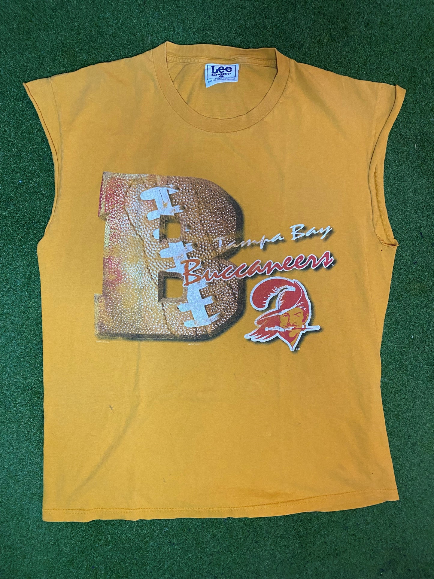 90s Tampa Bay Buccaneers - Vintage NFL Cutoff (Large) - Gametime Vintage