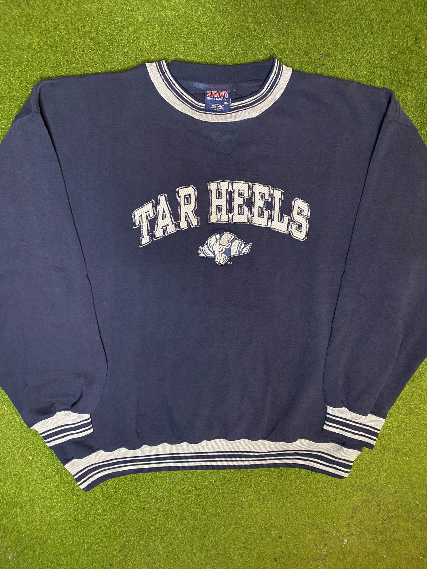 90s North Carolina Tar Heels - Vintage College Sweatshirt (XL) - Gametime Vintage