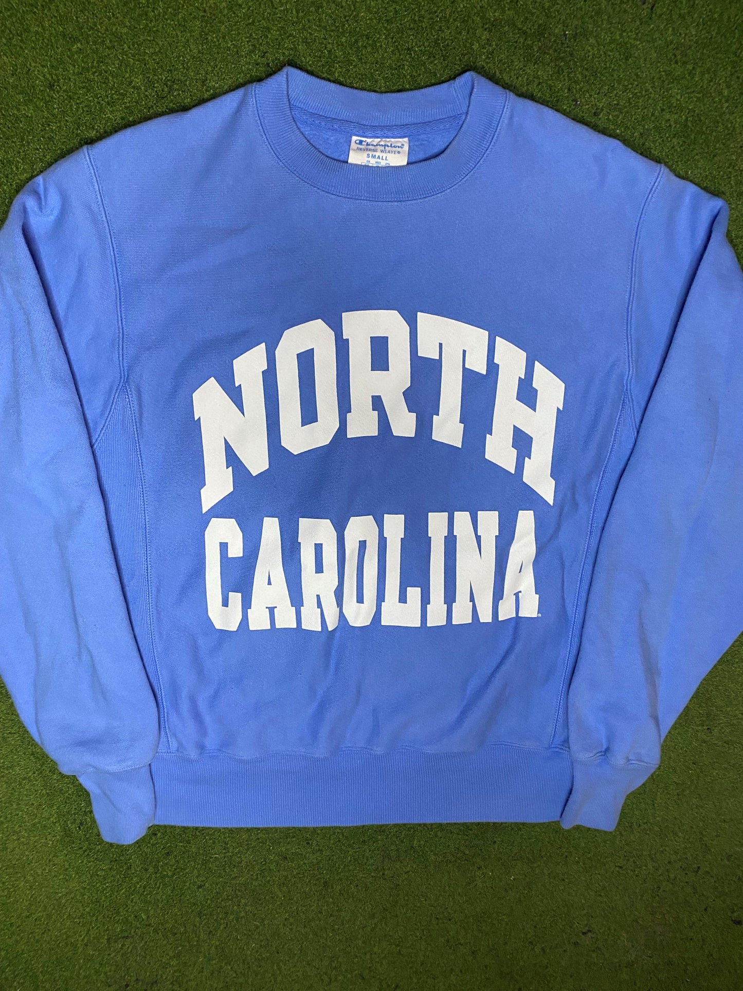 90s North Carolina Tar Heels - Vintage University Sweatshirt (Small) - Gametime Vintage