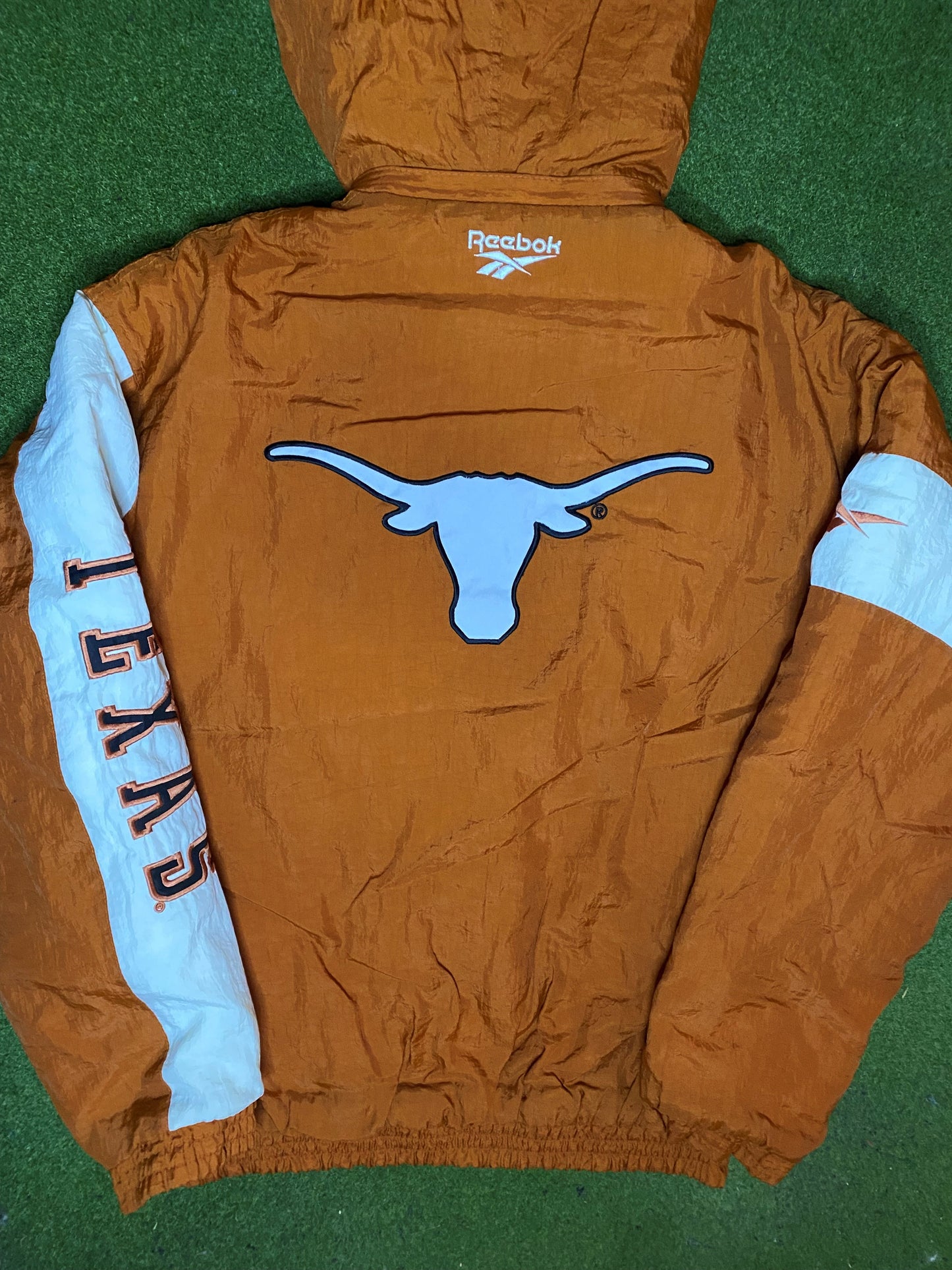 90s Texas Longhorns - Vintage College Winter Jacket (Large) - Gametime Vintage