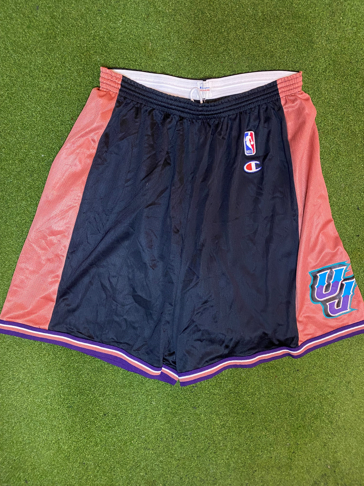 90s Utah Jazz - Champion - Vintage NBA Shorts (XL) - Gametime Vintage