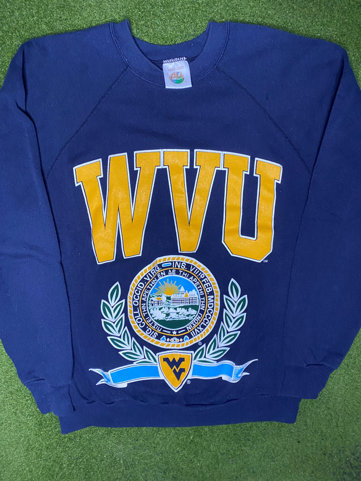 90s WVU Mountaineers - Vintage University Sweatshirt (Large) - Gametime Vintage