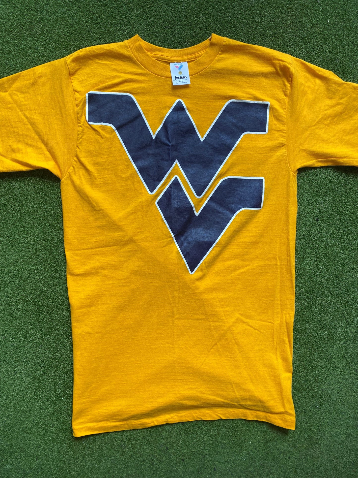 90s West Virginia Mountaineers - Big Logo - Vintage College T-Shirt (Large) - Gametime Vintage