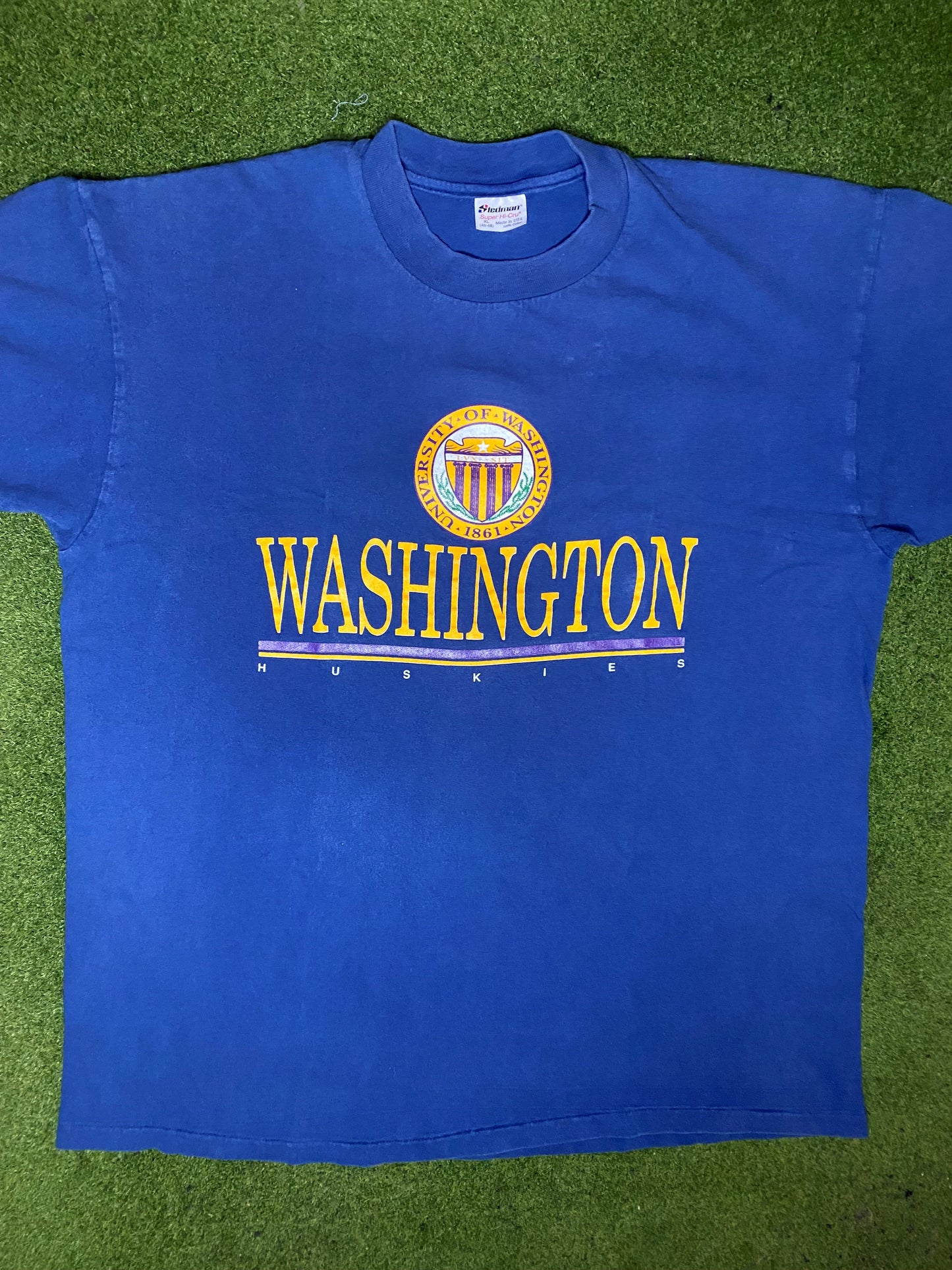 90s Washington Huskies - Vintage University T-Shirt (XL) - Gametime Vintage