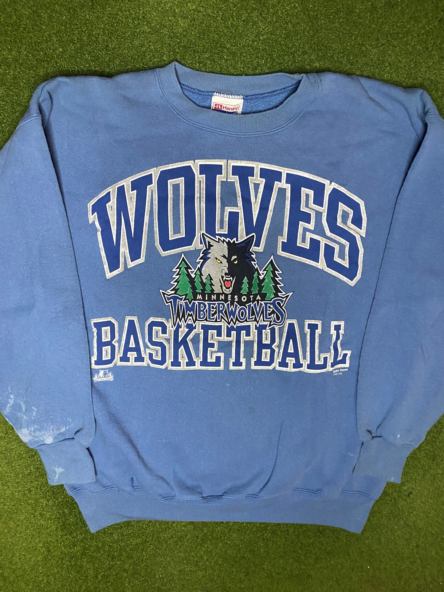 90s Minnesota Timberwolves - Vintage NBA Sweatshirt (Large) - Gametime Vintage