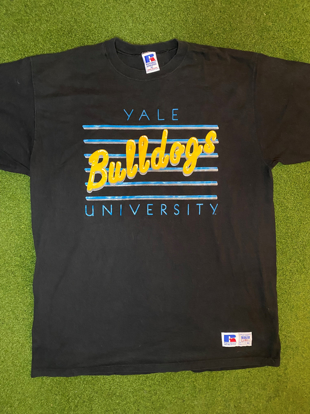 90s Yale Bulldogs - Vintage Ivy League T-Shirt (XL) - Gametime Vintage
