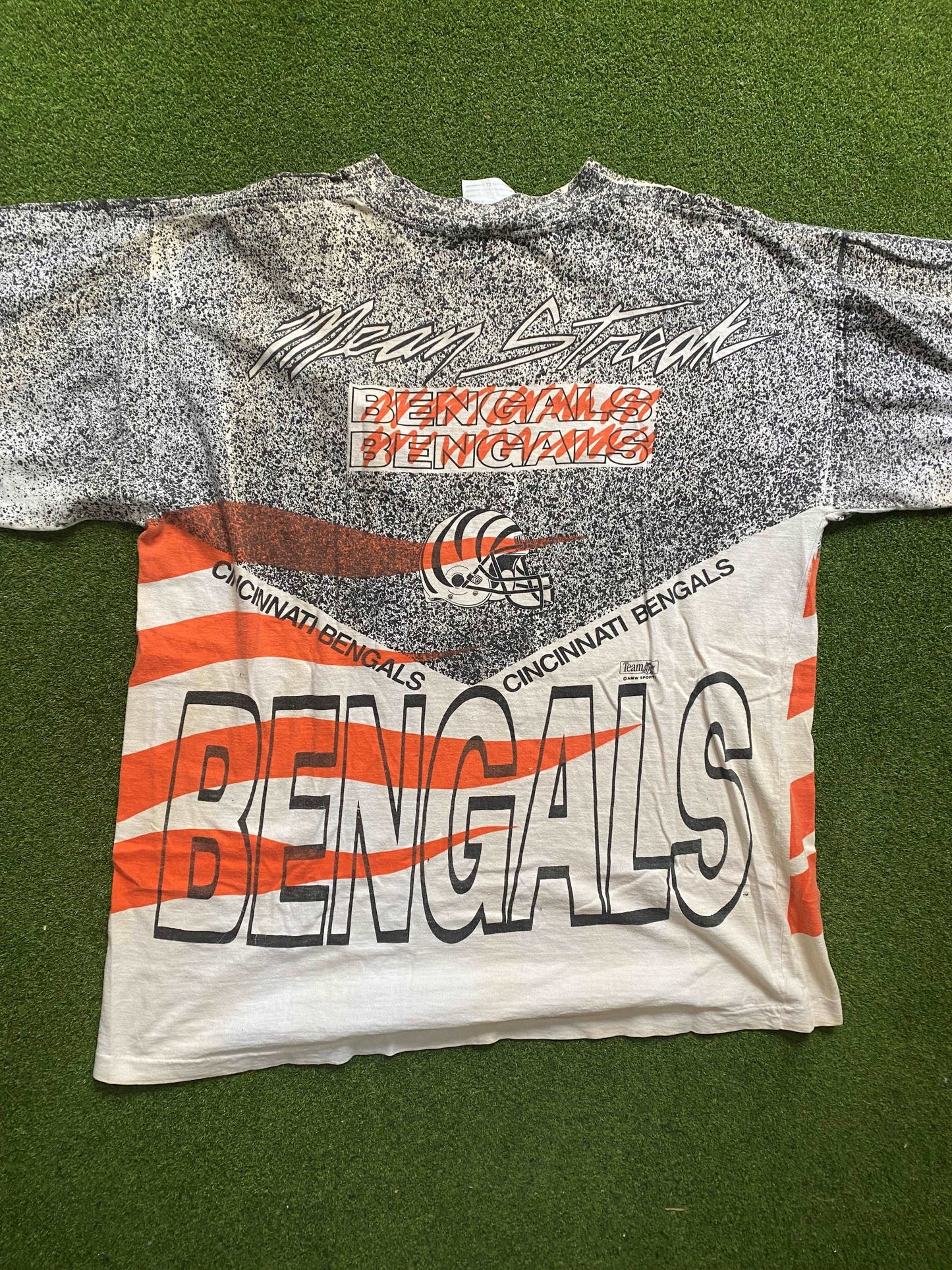 90s Cincinnati Bengals - Print All Over - Double Sided - Vintage NFL Tee Shirt (XL) - Gametime Vintage