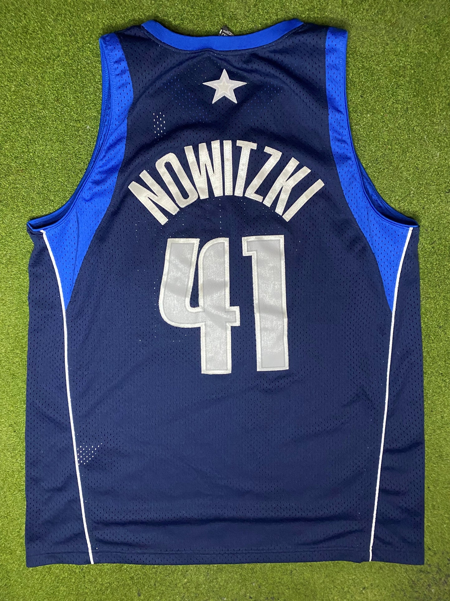 2017-2019 Dallas Mavericks - Dirk Nowitzki #41 - Stitched - Vintage NBA Jersey (XL) - Gametime Vintage