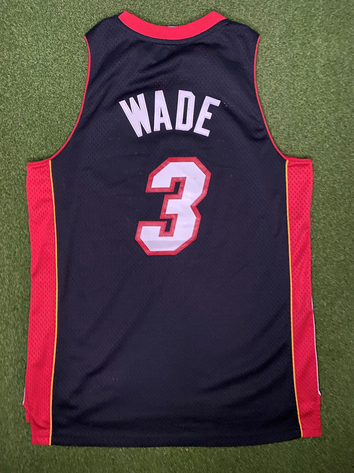 2004-2015 迈阿密热火队 - 德维恩·韦德 #3 - 刺绣 - 复古 NBA 球衣 (XL)