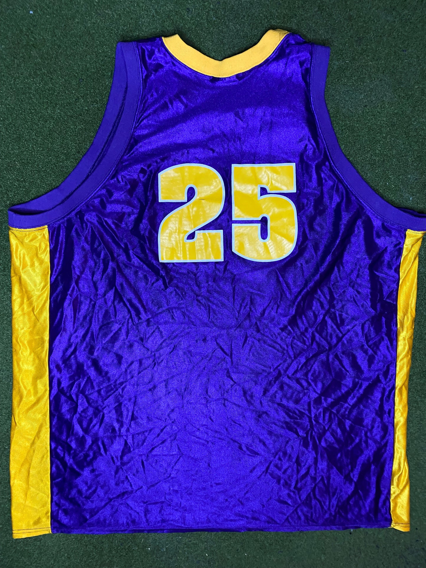 90s ECU Pirates - Vintage College Basketball Jersey (2XL) - Gametime Vintage