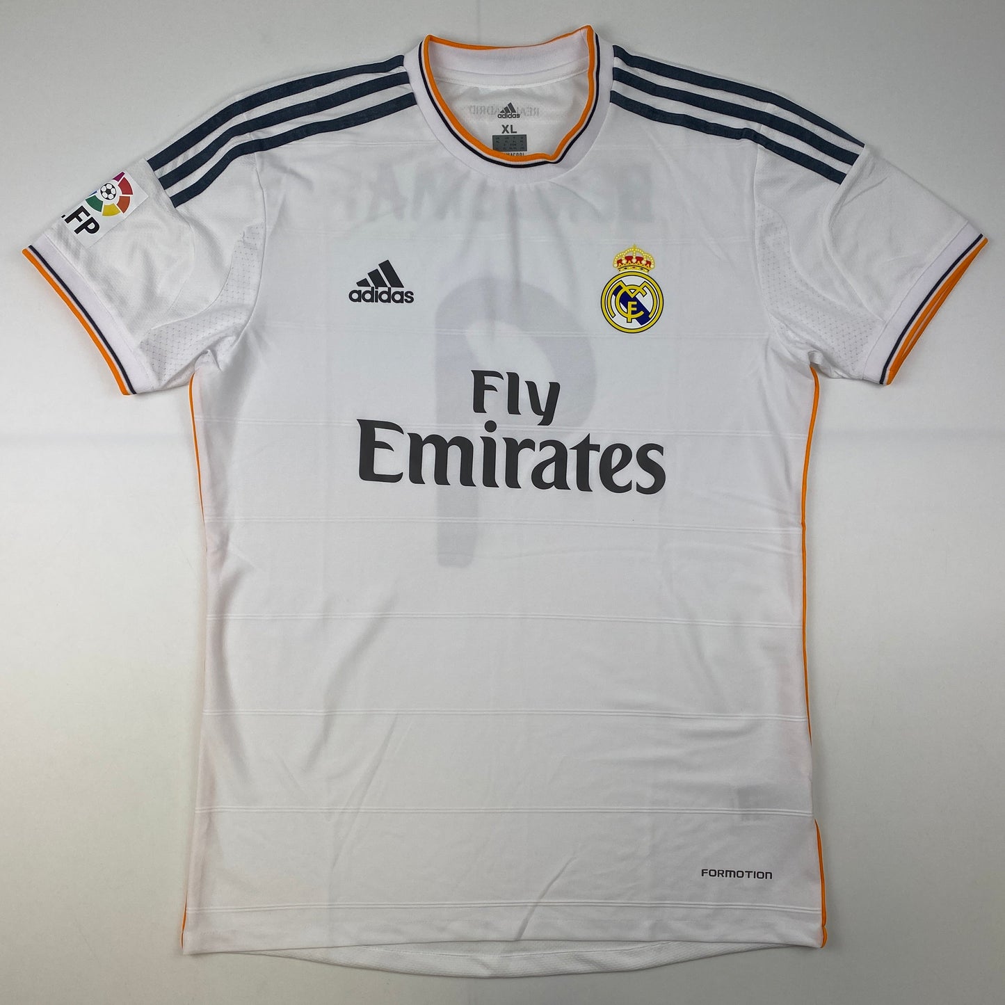 Autographed/Signed Karim Benzema Real Madrid White Soccer Jersey Beckett BAS COA