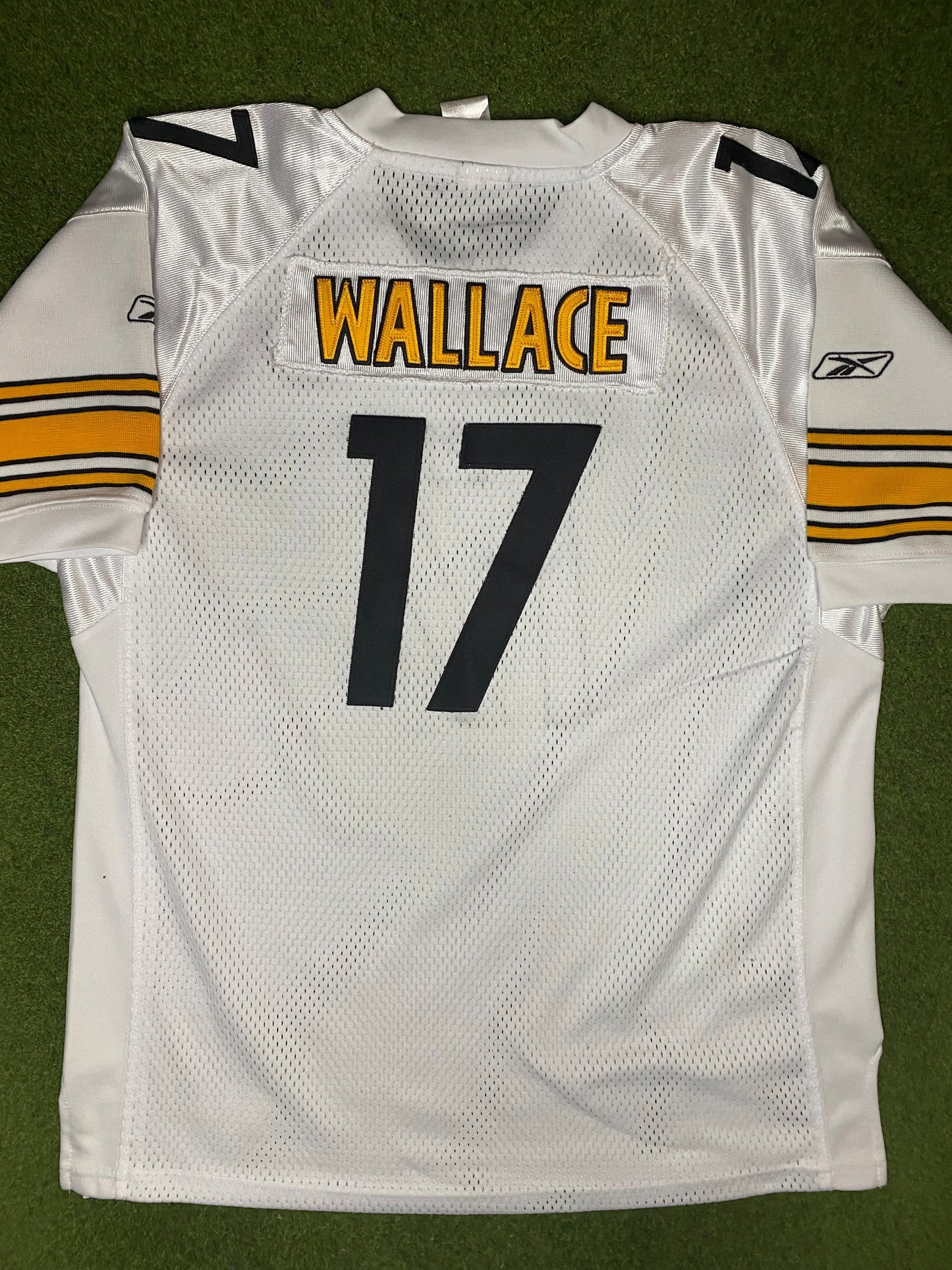 00s Pittsburgh Steelers - Mike Wallace #17 - Reebok - Vintage NFL Jersey (Youth XL) - Gametime Vintage