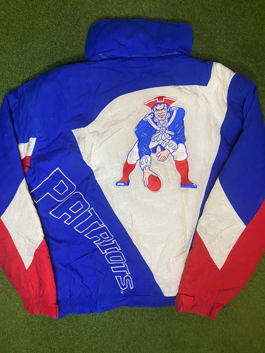 90s New England Patriots - Vintage NFL Winter Jacket (Medium) - Gametime Vintage