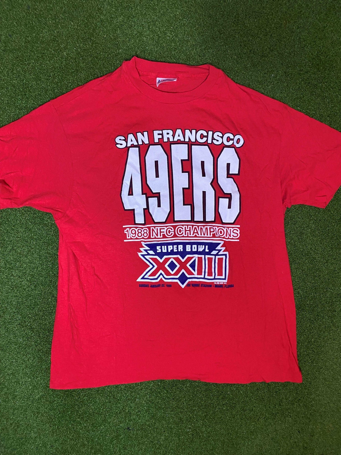 1988 San Francisco 49ers - NFC Champs - Vintage NFL Tee Shirt (XL) - Gametime Vintage