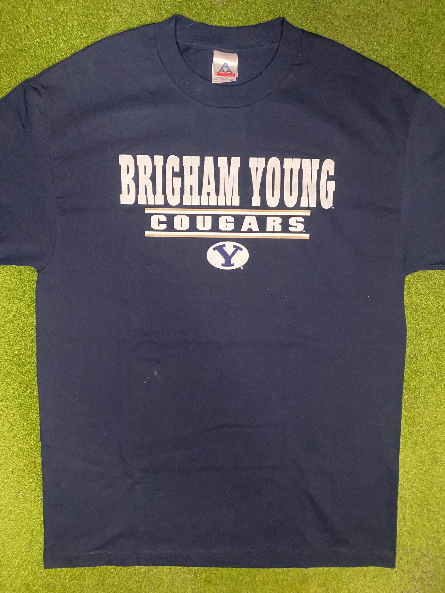 00s BYU Cougars - Vintage College T-Shirt (Large)