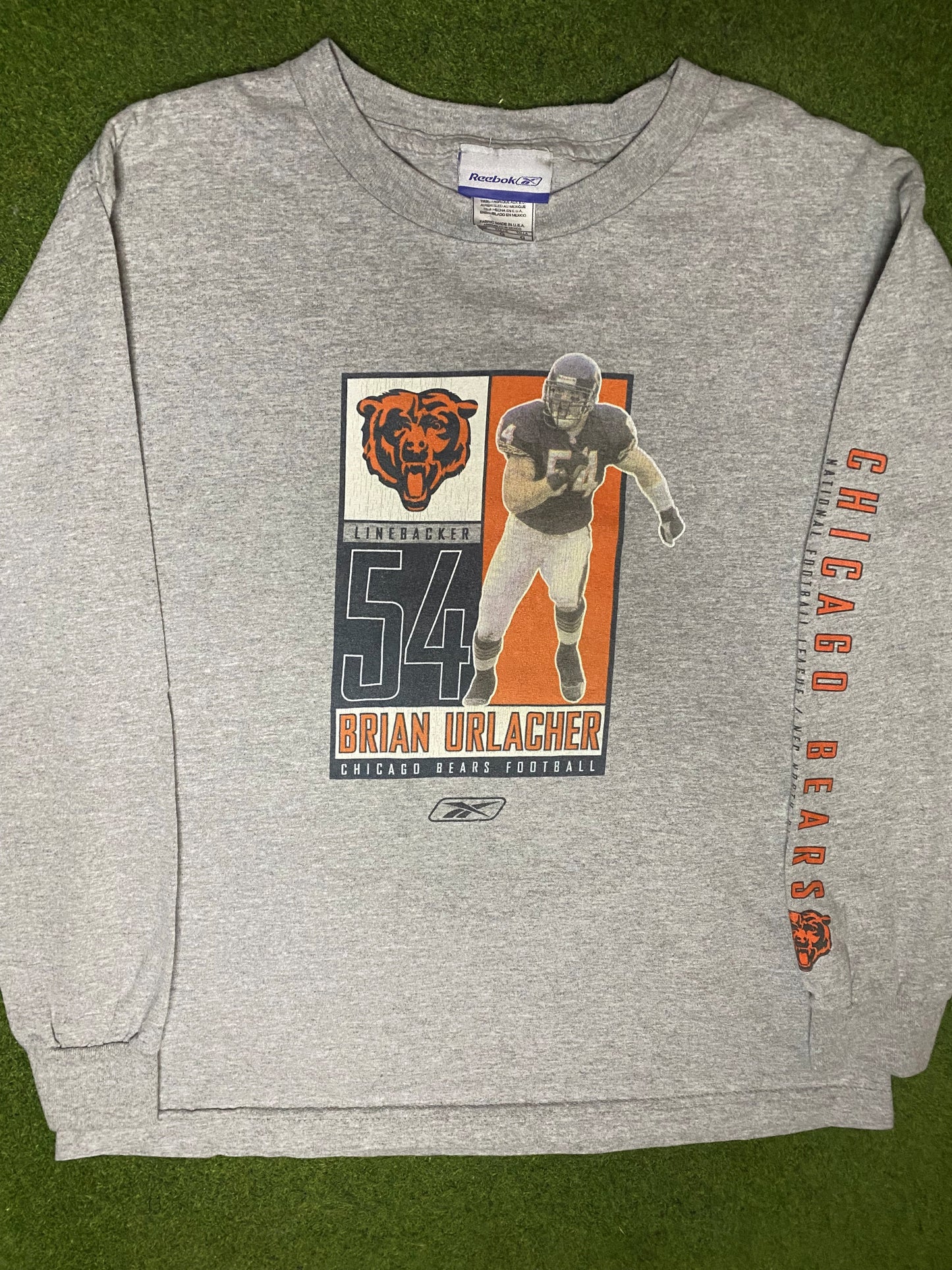 00s Chicago Bears - Brian Urlacher - Vintage NFL Long Sleeve (Youth Large) - Gametime Vintage