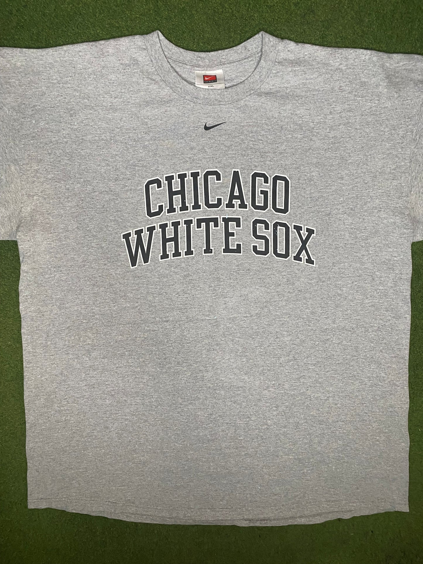 00s Chicago White Sox - Vintage MLB T Shirt (2XL)