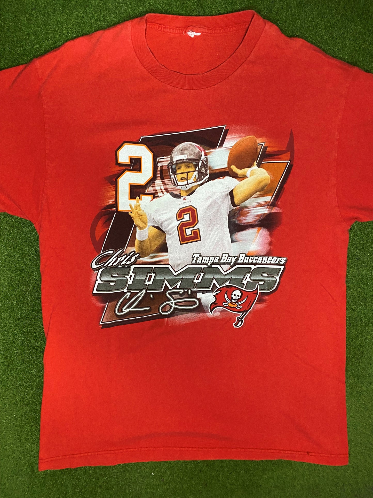 00s Tampa Bay Buccaneers - Chris Sims - Vintage NFL Player T-Shirt (Large) Gametime Vintage