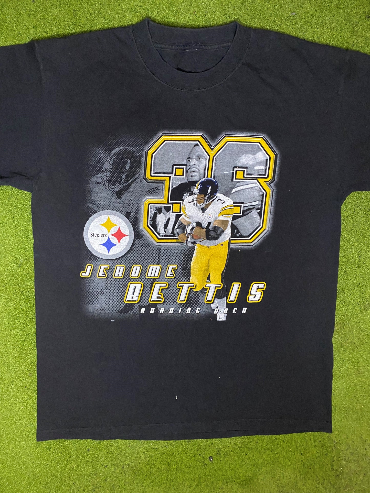 00s Pittsburgh Steelers - Jerome Bettis - Vintage NFL Player T-Shirt (Large) 