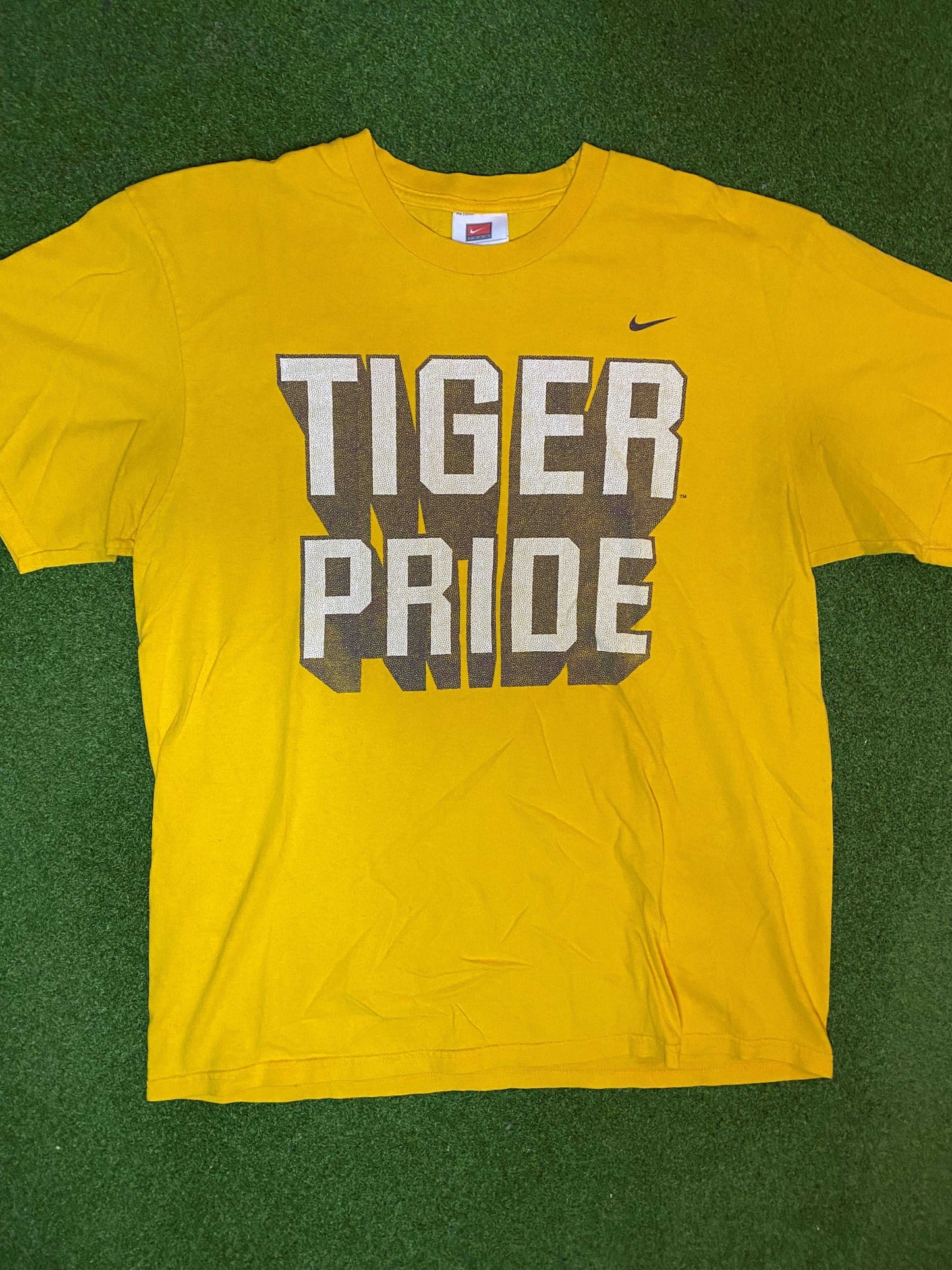 00s LSU Tigers - Tiger Pride - Nike - Vintage College T-Shirt (Large)