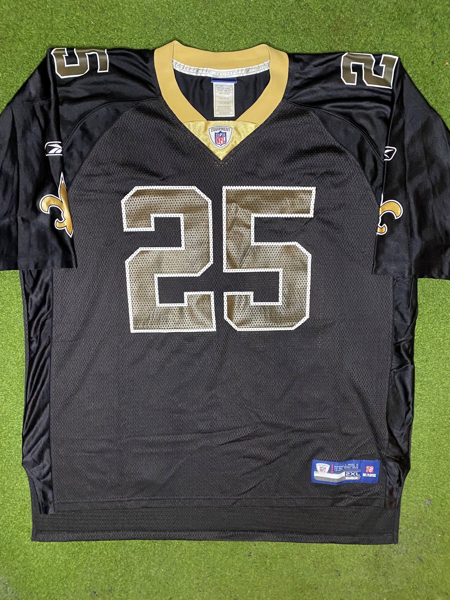 00s New Orleans Saints - Reggie Bush #25 - Reebok - Vintage NFL Jersey (2XL) Gametime Vintage