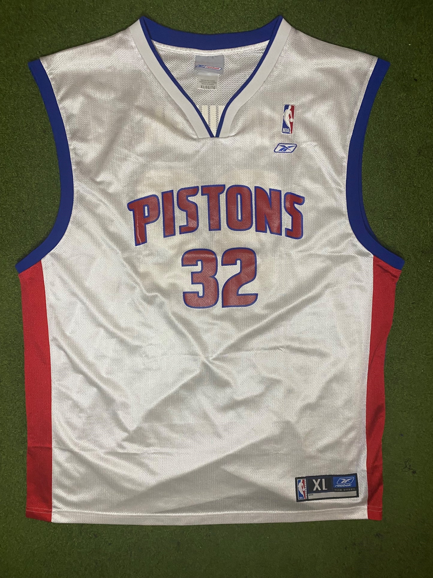 00s Detroit Pistons - Richard Hamilton #32 - Reebok - Vintage NBA Jersey (XL) 