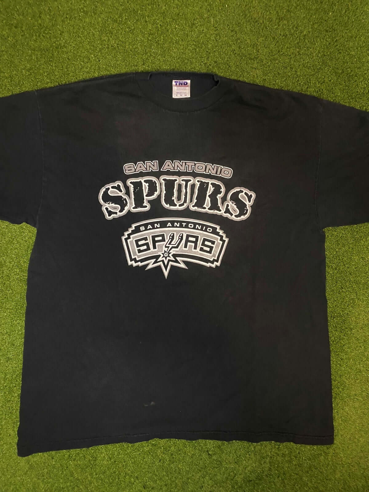 00s San Antonio Spurs - Double Sided ft. Tim Duncan, Tony Parker & Manu Ginobli - Vintage NBA Tee Shirt (XL)