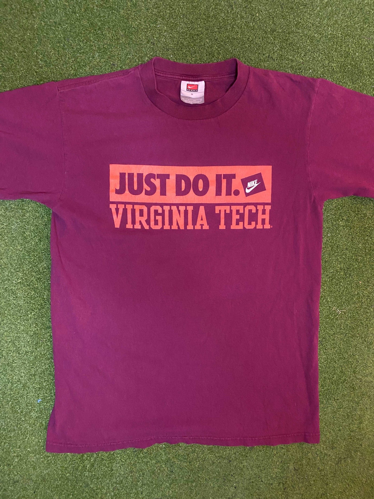 00s Virginia Tech Hokies - Nike - Double Sided - Vintage College T-Shirt (Small)