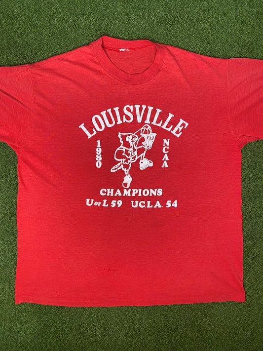 1980 Louisville Cardinals - National Champions - Vintage College T Shirt (Large)