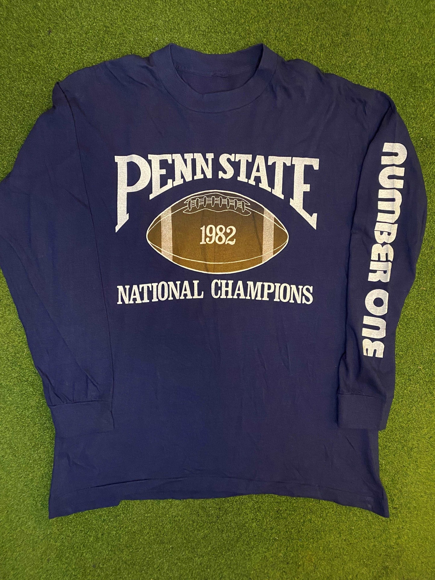 1982 Penn State Nittany Lions - National Champions - Vintage College Football Long Sleeve (XL)