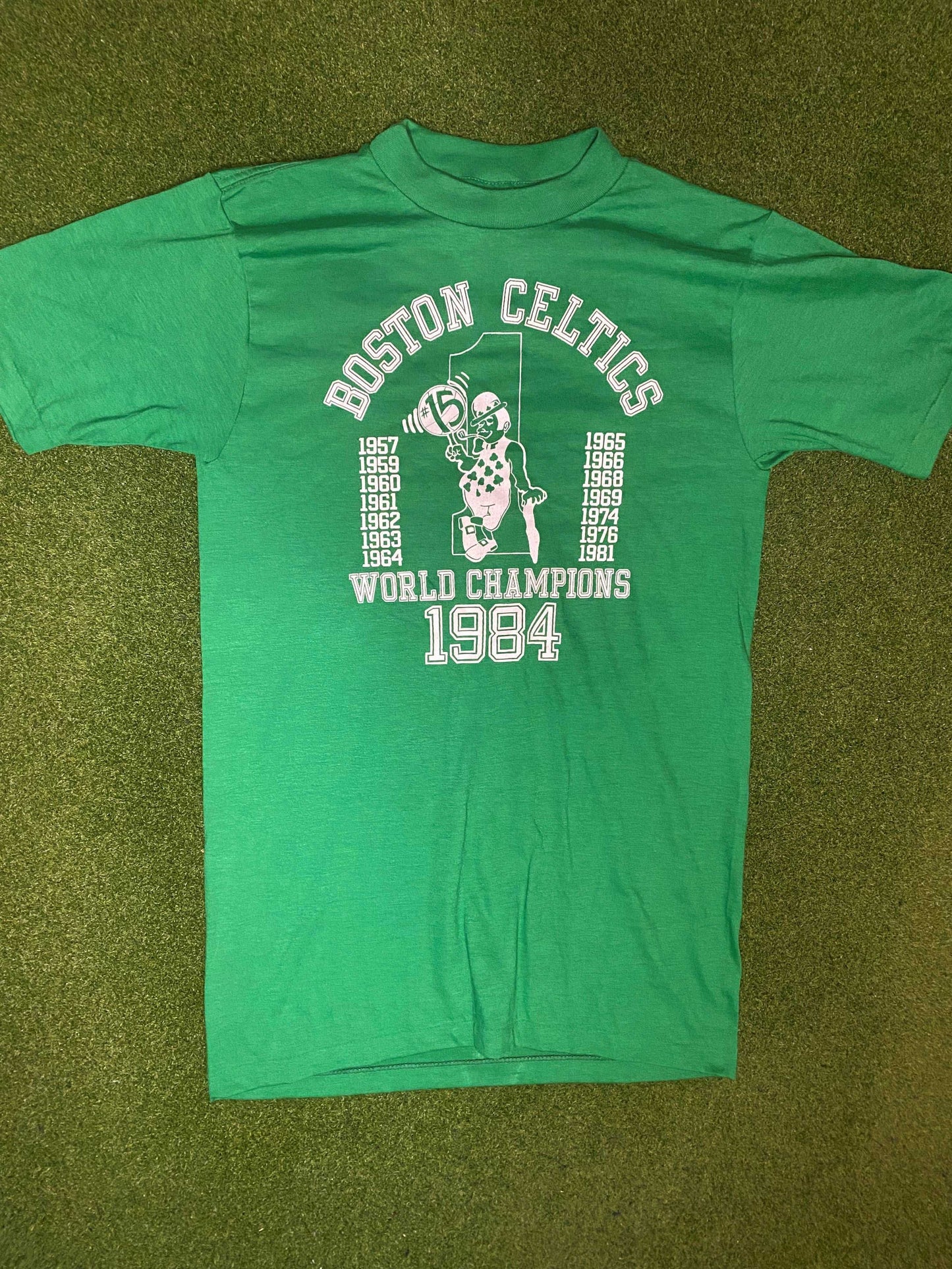 1984 Boston Celtics - World Champions - Vintage NBA Tee Shirt (Medium)