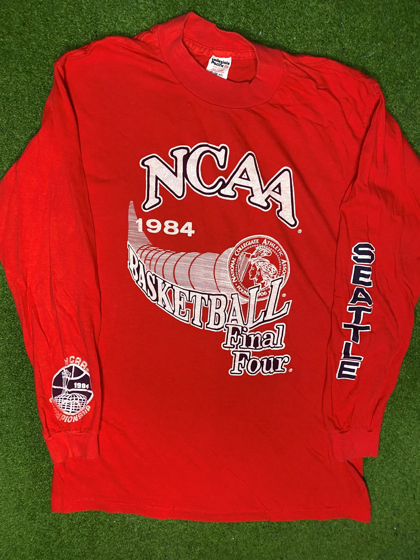 1984 Final Four - Seattle - Vintage College Long Sleeve (Medium) - Gametime Vintage