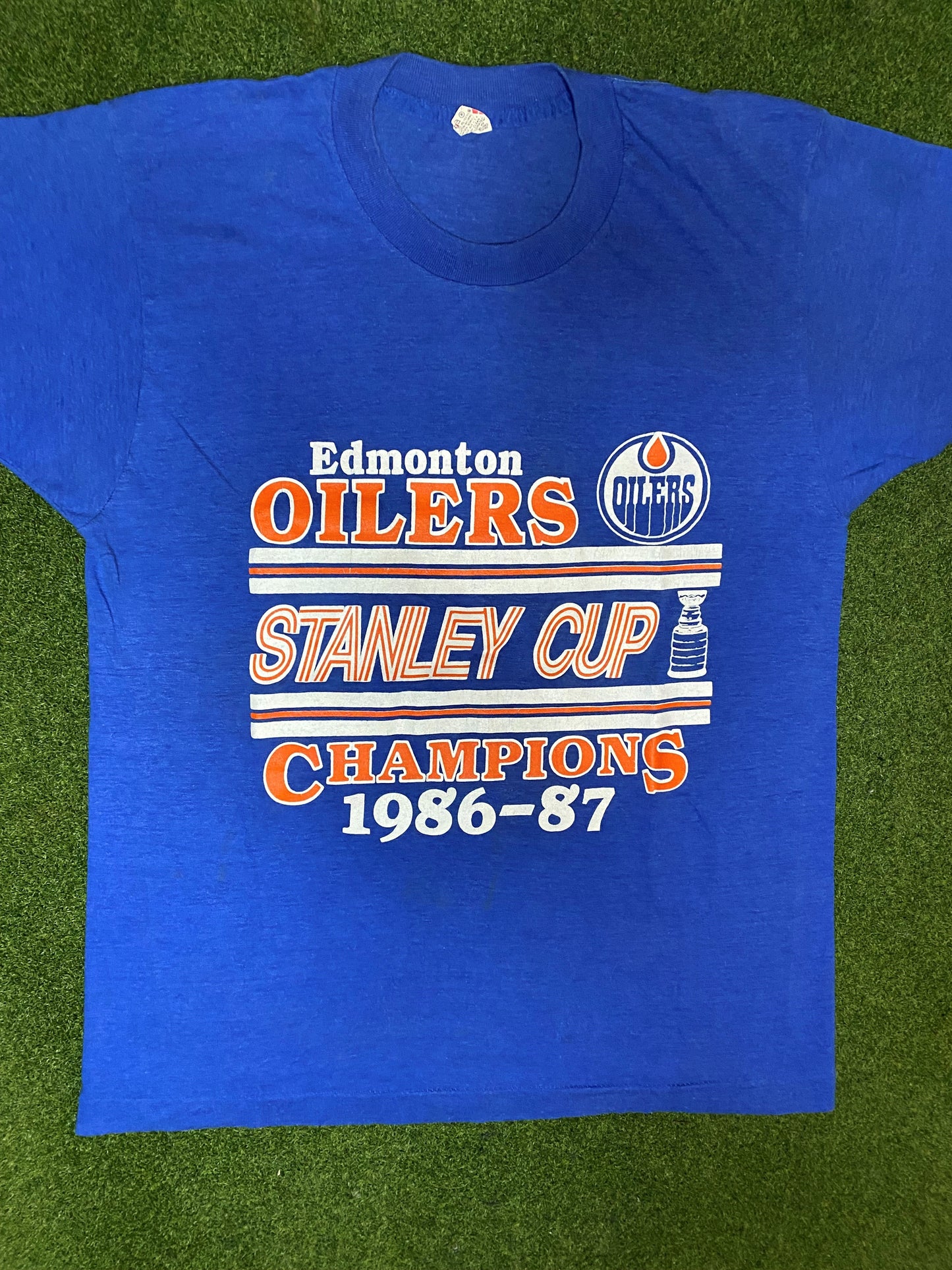 1987 Edmonton Oilers - Stanley Cup Champions - Vintage NHL T-Shirt (Medium) Gametime Vintage