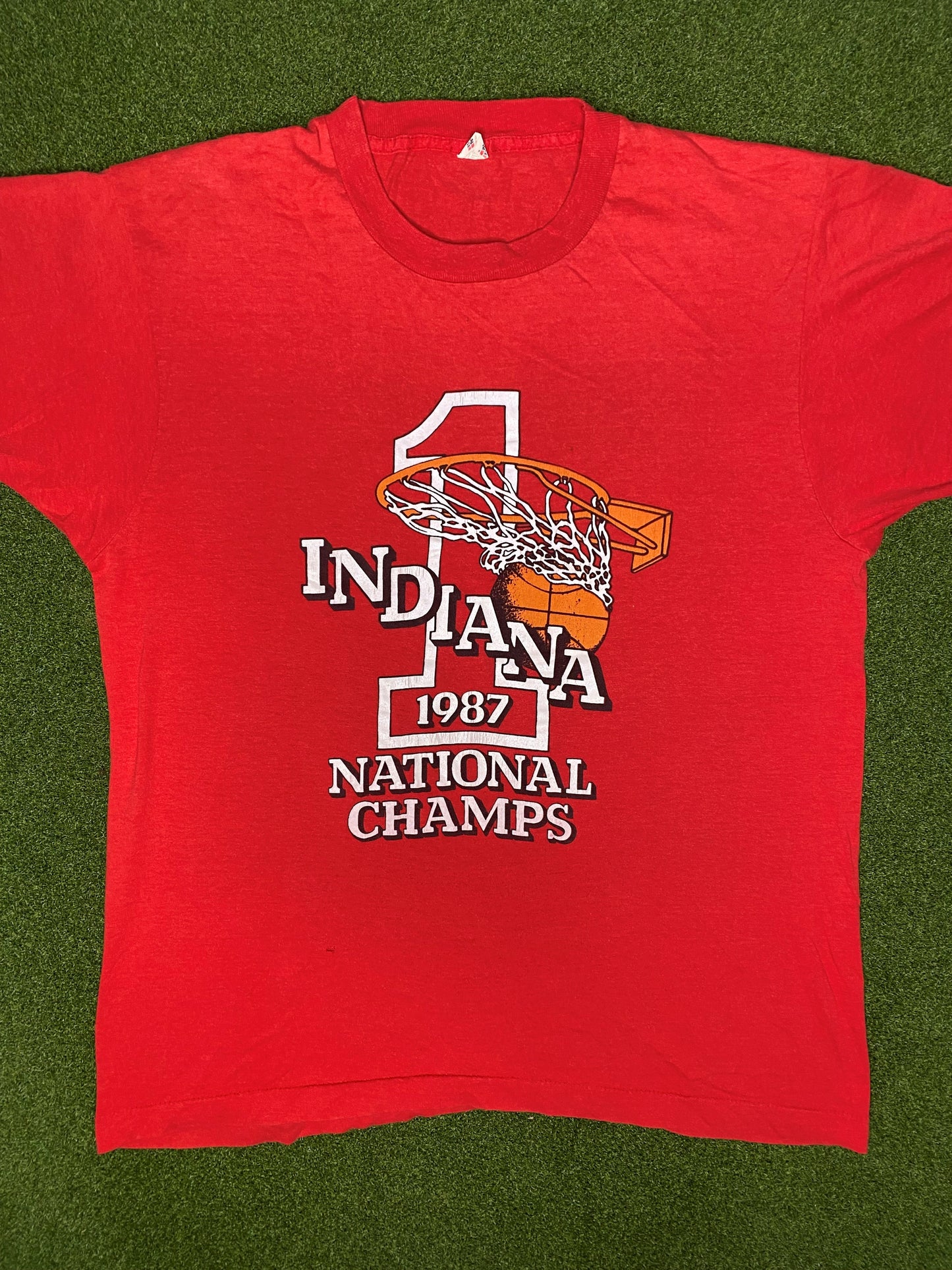 1987 Indiana Hoosiers - National Champions - Vintage College Basketball T Shirt (XL)