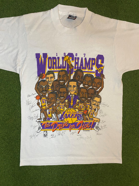 1987 Los Angeles Lakers - World Champs Caricatures - Vintage NBA T-Shirt (Medium)