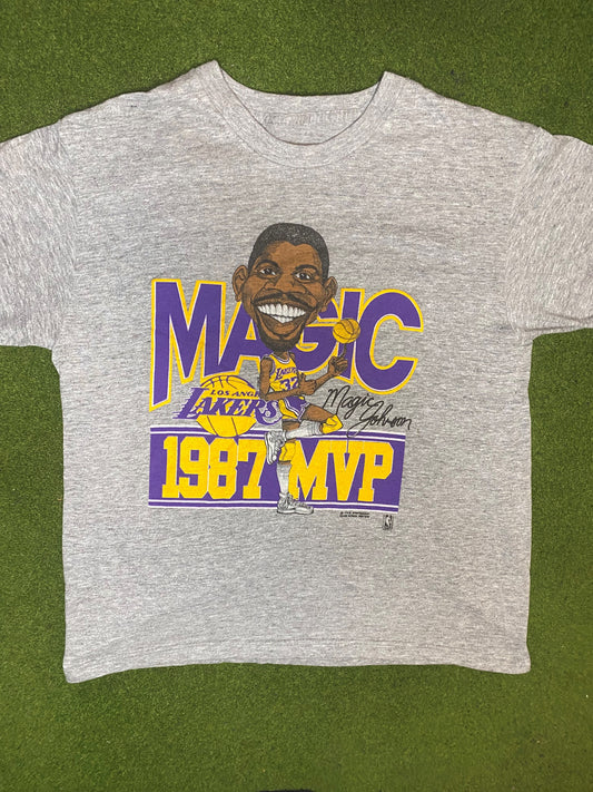 1987 Los Angeles Lakers - Magic Johnson MVP - Vintage NBA Player T-Shirt (Large) 