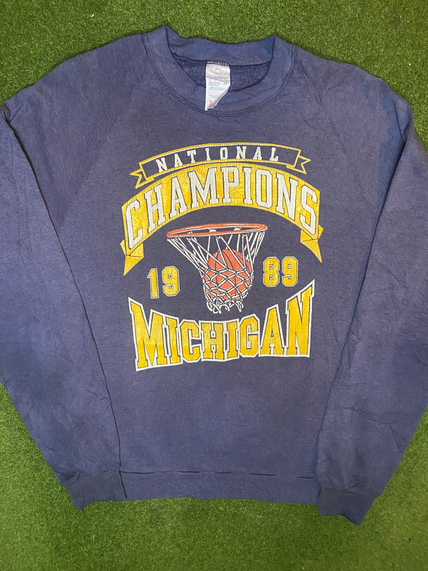 1989 Michigan Wolverines - National Champions - Vintage College Sweatshirt (Large)