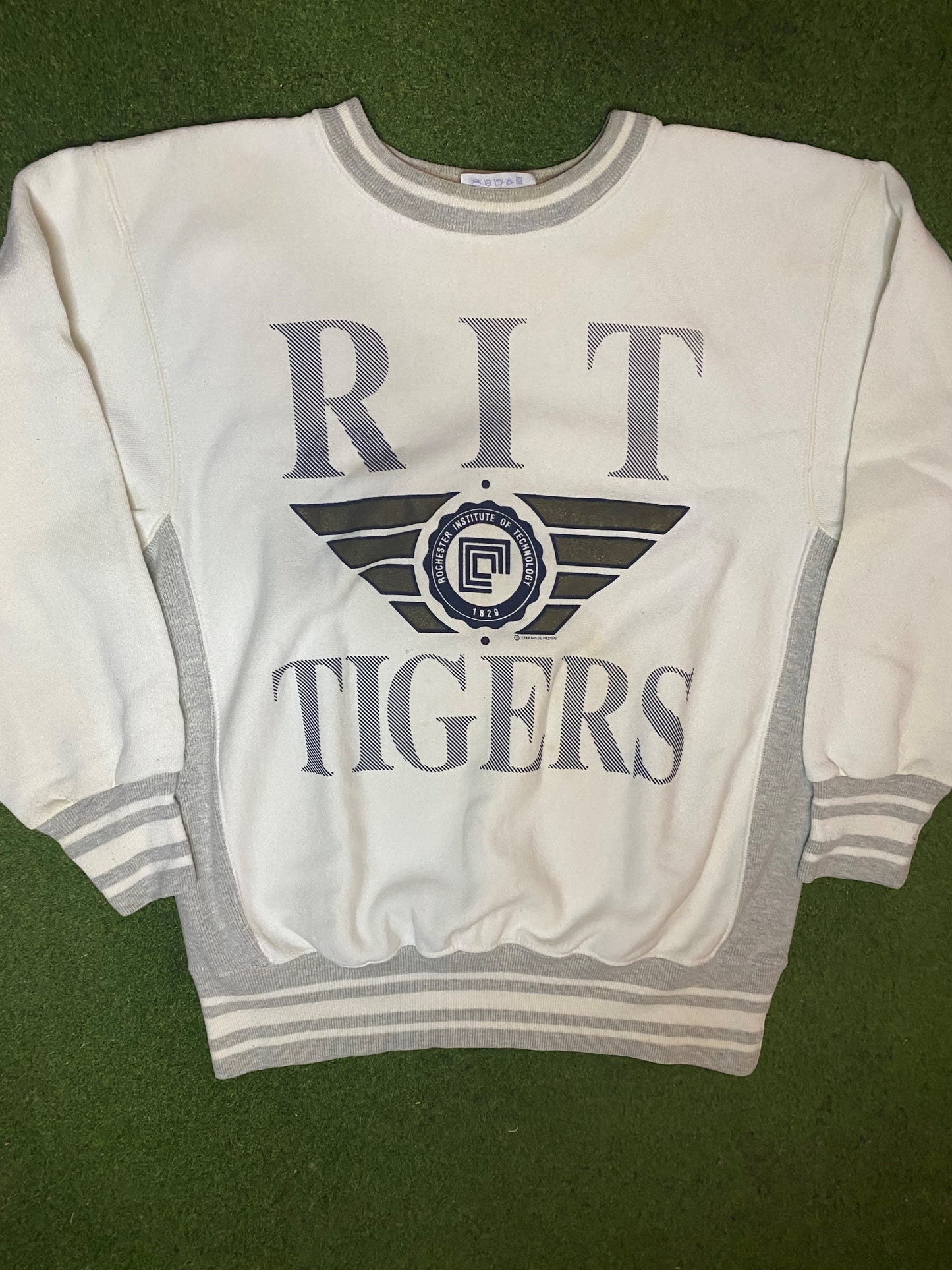 1989 RIT Tigers - Vintage University Sweatshirt (Large)